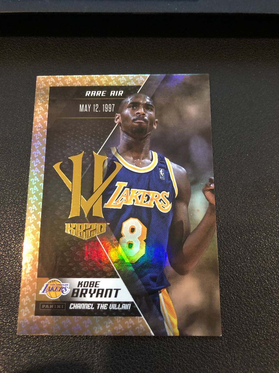 2015-16 Kobe Bryant - Rare Air Gold Holo